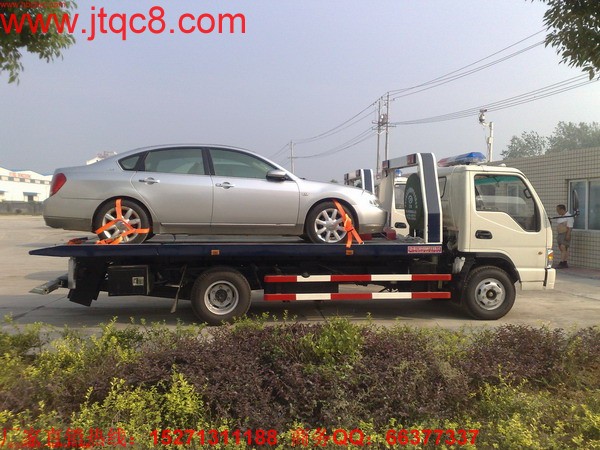 平板拖車,平板拖車“終身質(zhì)!狈⻊(wù)引領(lǐng)行業(yè)新標準